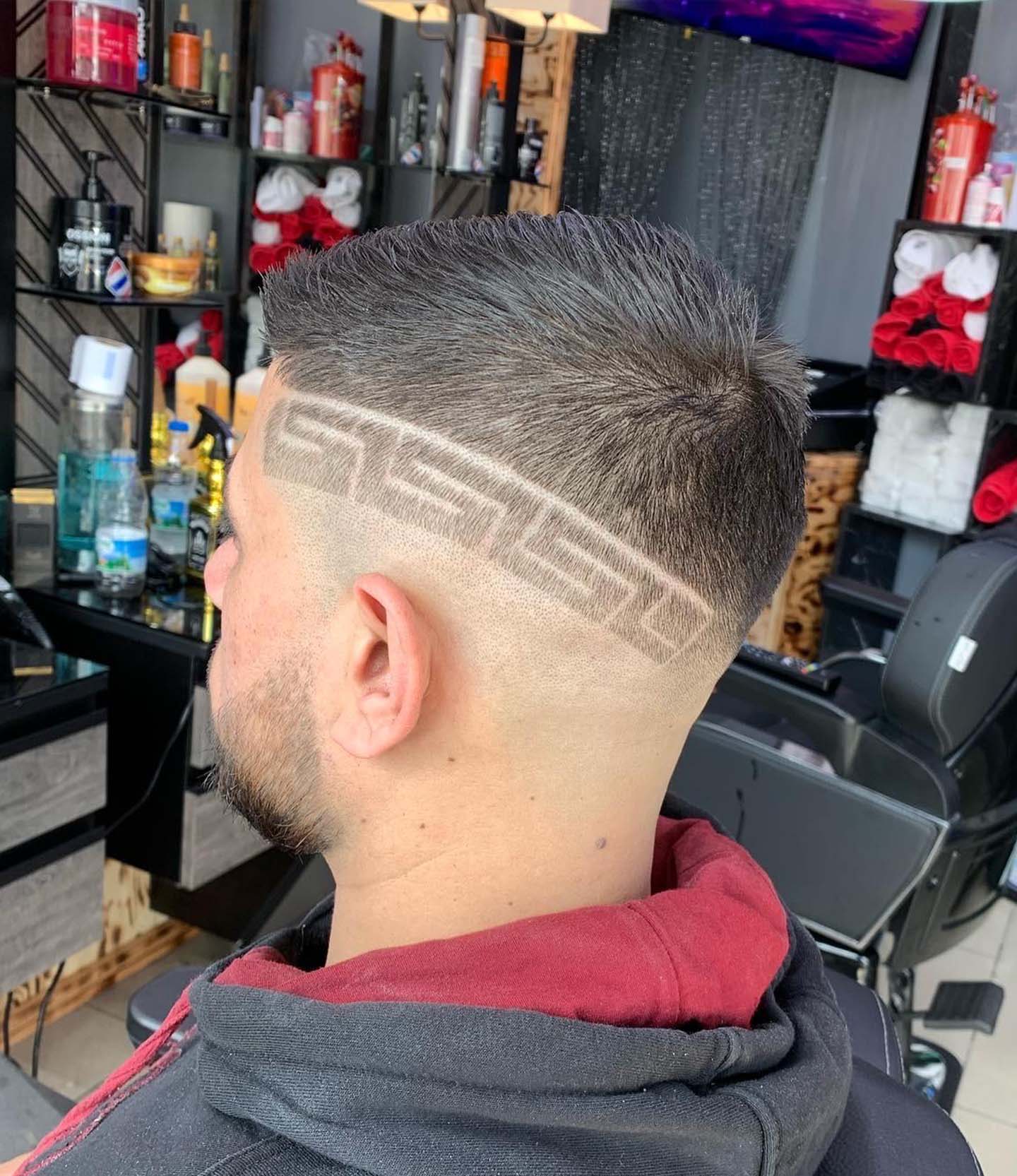 Gentlemen's haircut